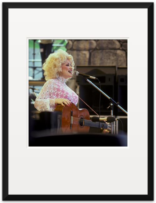 DOLLY PARTON - WITH GUITAR - 1978